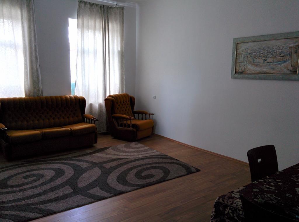 Guesthouse Natali เทลาวี ภายนอก รูปภาพ