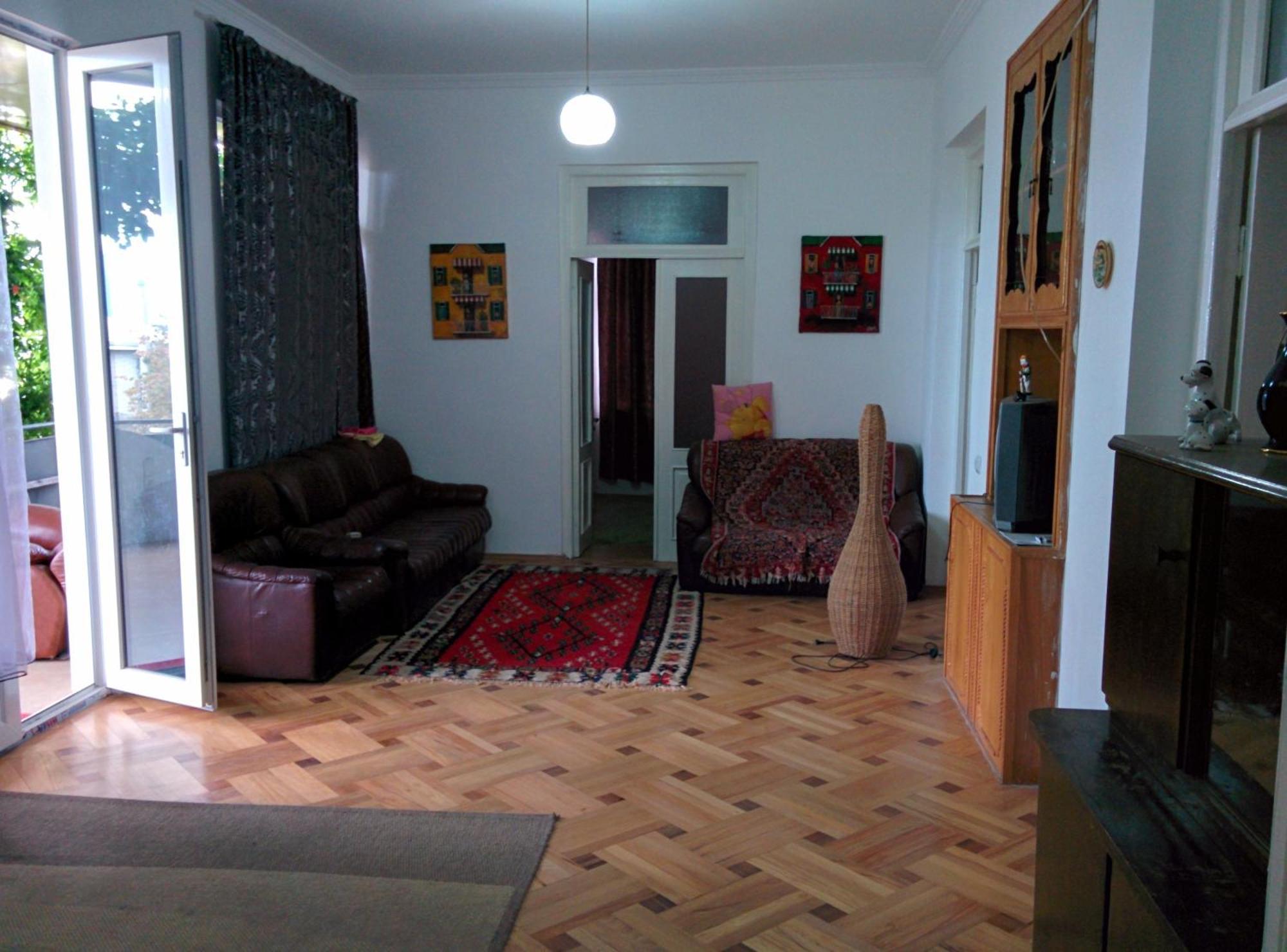 Guesthouse Natali เทลาวี ภายนอก รูปภาพ